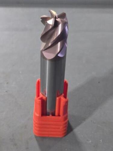 DESCRIPTION: (2) SOLID CARBIDE SQ END MILL BRAND/MODEL: FULLERTON 37565 SIZE: 5/8" DIA RETAIL$: $323.98 QTY: 2
