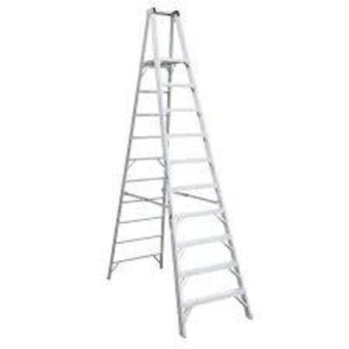 DESCRIPTION: (1) PLATFORM LADDERBRAND/MODEL: WERNER #P410INFORMATION: METAL, 300LB CAPACITYSIZE: 10'RETAIL$: $434.99 EAQTY: 1