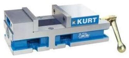 DESCRIPTION: (1) VERSATILE LOCK VISE BRAND/MODEL: KURT #3600V INFORMATION: BLUE AND SILVER SIZE: 6" RETAIL$: $1185.57 EA QTY: 1