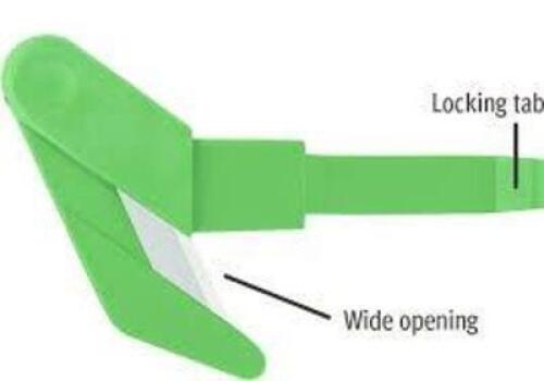 DESCRIPTION: (1) BAG OF (25) SAFETY CUTTERS BRAND/MODEL: KLEEN #KCJ-XH-35X INFORMATION: GREEN RETAIL$: $44.74 EA QTY: 1