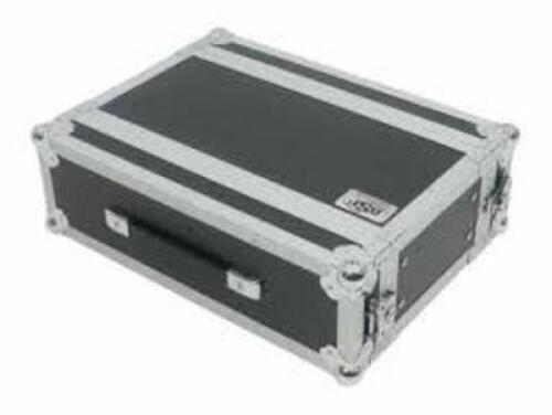 DESCRIPTION: (1) TRAVEL HARD CASE BRAND/MODEL: MCM AUDIO #555-15453 INFORMATION: BLACK RETAIL$: $135.71 EA QTY: 1