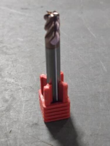 DESCRIPTION: (4) SOLID CARBIDE STUB SQ END MILL BRAND/MODEL: FULLERTON 37540 SIZE: 1/4" DIA RETAIL$: $131.56 QTY: 4