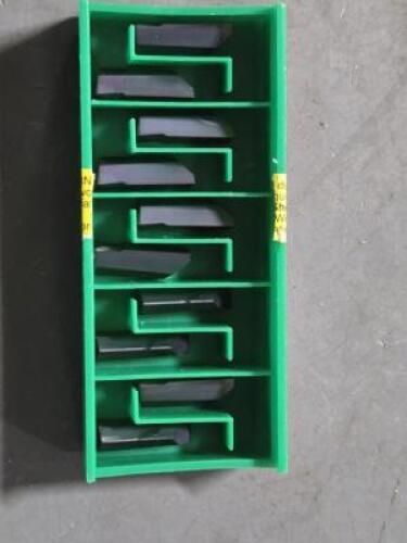DESCRIPTION: (10) CARBIDE GROOVING INSERTS BRAND/MODEL: GREEN LEAF GTS-6250-2A RETAIL$: $179.95 QTY: 10