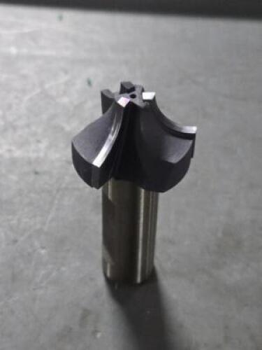 DESCRIPTION: (1) CARBIDE TIPPED CORNER ROUNDING END MILL BRAND/MODEL: AB TOOLS CR3-500A SIZE: 1/2" RAD RETAIL$: $422.00 QTY: 1