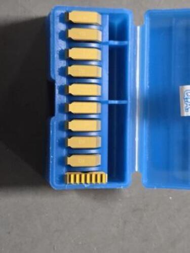 DESCRIPTION: (10) CARBIDE THREAD MILL INSERTS BRAND/MODEL: VARGUS 3BEI14NPT-TM2 VK2 SIZE: NPT 14 TPI RETAIL$: $676.80 QTY: 10