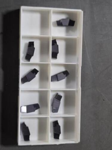 DESCRIPTION: (19) CARBIDE "SPECIAL" GROOVING INSERTS BRAND/MODEL: SECO NI-LCMN-S121372 QTY: 19