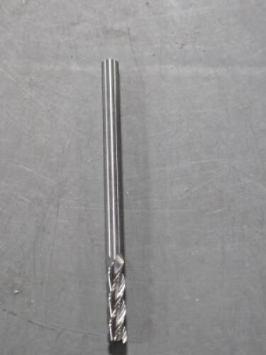 DESCRIPTION: (4) CARBIDE SQ END MILL BRAND/MODEL: FULLERTON 30200 SIZE: 1/4" DIA RETAIL$: $126.36 QTY: 4