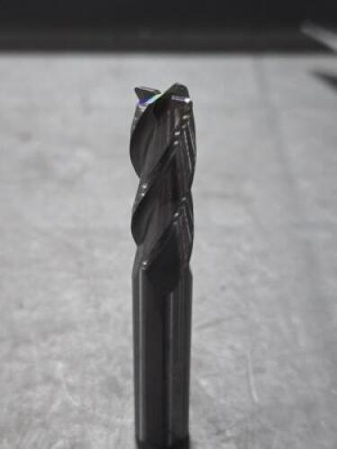 DESCRIPTION: (4) SOLID CARBIDE SQ END MILL BRAND/MODEL: FULLERTON 32017CR SIZE: 3/8" DIA 1" LOC .025 CR RETAIL$: $51.20 QTY: 4