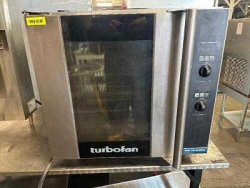DESCRIPTION MOFFAT TURBOFAN SINGLE FULL SIZE ELECTRIC CONVECTION OVEN. BRAND / MODEL: MOFFAT TURBOFAN ADDITIONAL INFORMATION 208 VOLT. RETAILS NEW FOR