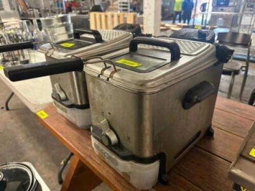 DESCRIPTION T-FAL HOUSE HOLD ELECTRIC DEEP FRYER. BRAND / MODEL: T-FAL LOCATION BAY 6 QTY 1
