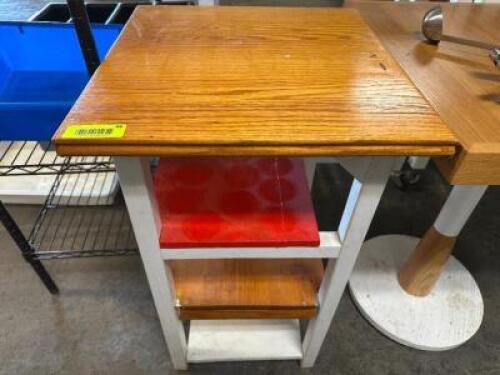 DESCRIPTION 18.5" X 18.5" WOODEN TABLE / STORAGE SHELF/ SIZE 18.5" X 18.5" X 29.5" LOCATION BAY 6 QTY 1