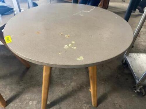 DESCRIPTION 32" ROUND COMPOSITE TABLE W/ WOODEN BASE. SIZE 32" R LOCATION BAY 6 QTY 1