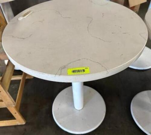 DESCRIPTION 24" OFF WHITE W/ GREY ACCENT ROUND CULTURED STONE TABLE W/ BASE SIZE 24" LOCATION BAY 6 QTY 1
