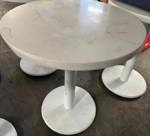 DESCRIPTION 24" OFF WHITE W/ GREY ACCENT ROUND CULTURED STONE TABLE W/ BASE SIZE 24" LOCATION BAY 6 QTY 1