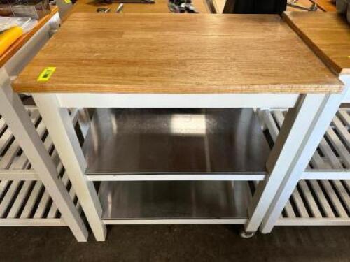 DESCRIPTION 31" X 17" WOODEN ACCENT SHELF / CART, ADDITIONAL INFORMATION HAS (1) SET OF CASTER SIZE 31" X 17.5 LOCATION BAY 6 QTY 1