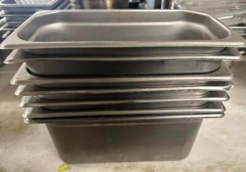 DESCRIPTION (6) 1/3 SIZE STAINLESS INSERTS ADDITIONAL INFORMATION 6" DEEP THIS LOT IS: SOLD BY THE PIECE LOCATION BAY 6 QTY 6