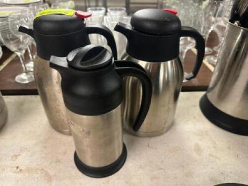 DESCRIPTION (3) INSULATED DECANTERS W/ PUSH TOP LIDS. THIS LOT IS: SOLD BY THE PIECE LOCATION BAY 6 QTY 3