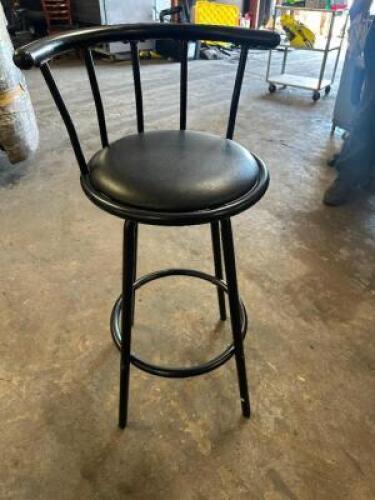 DESCRIPTION (4) 30" METAL BAR BACK SWIVEL STOOLS THIS LOT IS: SOLD BY THE PIECE SIZE 30" LOCATION BAY 6 QTY 4