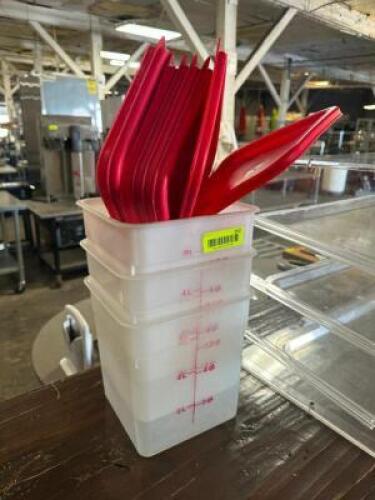 DESCRIPTION (3) 6 QT PLASTIC CONTAINERS THIS LOT IS: SOLD BY THE PIECE SIZE 6 QT LOCATION BAY 6 QTY 3