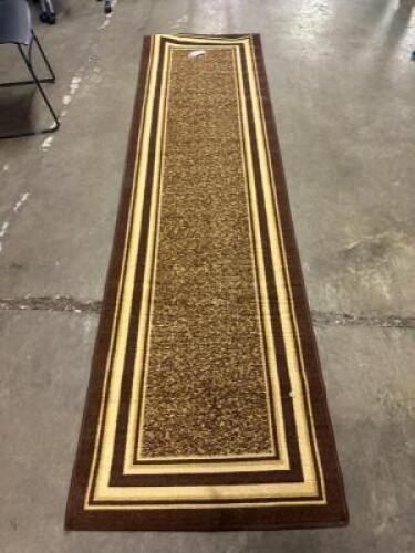 2'7"X9'10" RUNNER RUG