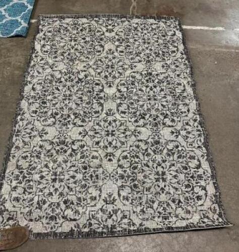 5'1"X7'6" VALENTIN AREA RUG