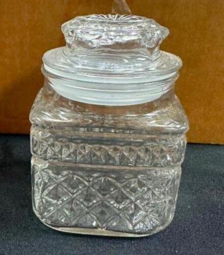 (12)- SEALABLE CANDY JARS