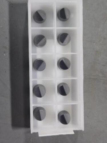 DESCRIPTION: (20) RCGX103P4815 HC2 BRAND/MODEL: NTK RCGX103P4815 HC2 RETAIL$: $525.47 QTY: 20