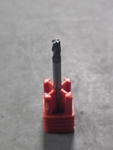 DESCRIPTION: (5) SOLID CARBIDE CORNER RADIUS END MILL BRAND/MODEL: FULLERTON ZE3200D125017003M SIZE: 0.125" DIA .250" LOC .035 CR QTY: 5