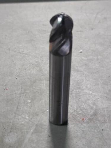 DESCRIPTION: (2) SOLID CARBIDE SQ END MILL BRAND/MODEL: FULLERTON ZE3730D40000210508 SIZE: .400" DIA QTY: 2