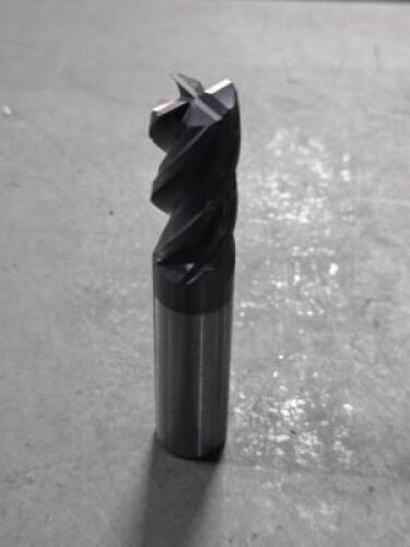 DESCRIPTION: (1) SOLID CARBIDE CORNER RADIUS END MILLS BRAND/MODEL: PCT 9500104 SIZE: 0.625" DIA 1-1/4" LOC 0.030" RAD RETAIL$: $179.58 QTY: 1