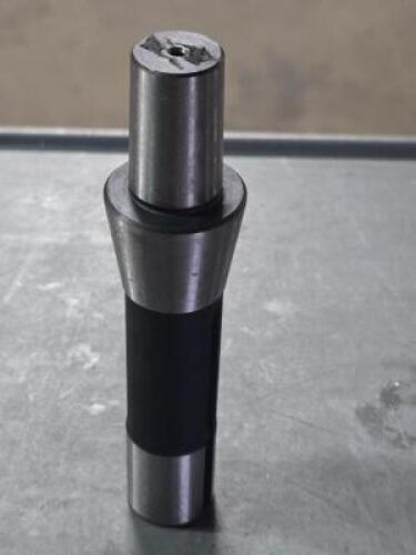DESCRIPTION: (1) TAPER DRILL CHUCK ARBOR BRAND/MODEL: VC 78620879 SIZE: JT3 MOUNT , R8 SHANK RETAIL$: $42.98 QTY: 1