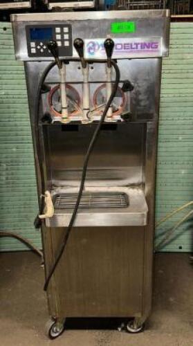 TWO HEAD SOFT SERVE/ FROZEN YOGURT MACHINE