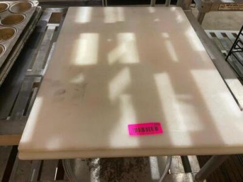 DESCRIPTION: (2) 18" X 24" CUTTING BOARDS, SIZE: 18" X 24" LOCATION: BAY 7 THIS LOT IS: SOLD BY THE PIECE QTY: 2