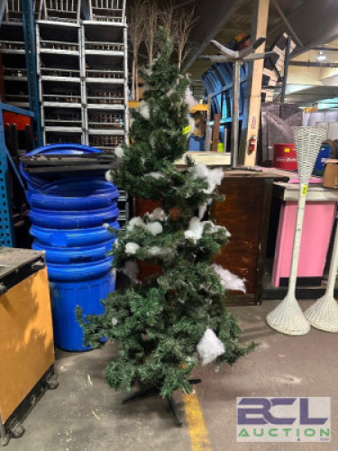XMAS TREE