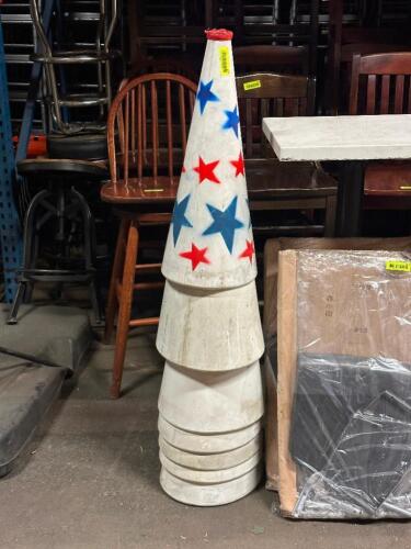 (7) - MEGAPHONES