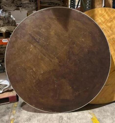 HEAVY DUTY ROUND FOLDING TABLE