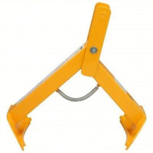 DESCRIPTION: (1) DRUM LIFTER BRAND/MODEL: DAYTON #21VG34 INFORMATION: YELLOW, 2 GRIP POINTS, METAL/PLASTIC SIZE: 1000 LB WEIGHT CAPACITY RETAIL$: $131