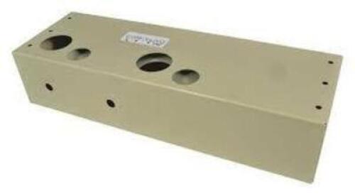 DESCRIPTION: (10) HEATER CONTROL BOX BRAND/MODEL: DAYTON #46D397 RETAIL$: $206.61 EA QTY: 10