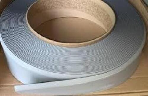 DESCRIPTION: (1) ROLL OF WALL BASE BRAND/MODEL: ARMSTRONG FLOORING #61DP93 INFORMATION: GRAY SIZE: 120 FT RETAIL$: $220.00 EA QTY: 1