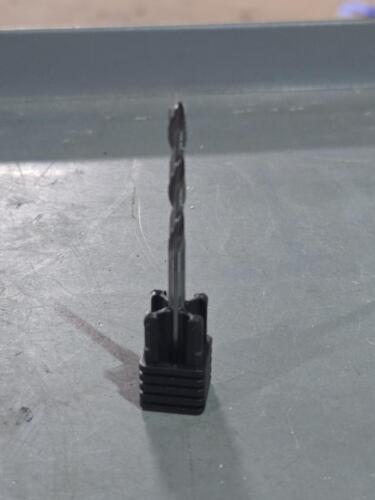 DESCRIPTION: (4) SOLID CARBIDE 8 FACET DRILL BITS BRAND/MODEL: LMT ONSRUD 67-905 SIZE: 0.1285" DIA RETAIL$: $209.40 QTY: 4
