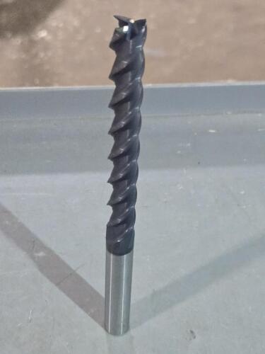 DESCRIPTION: (2) SOLID CARBIDE SQ END MILL BRAND/MODEL: VIPER CARB V33264S SIZE: 1/2" DIA 4 LOC RETAIL$: $688.47 QTY: 2