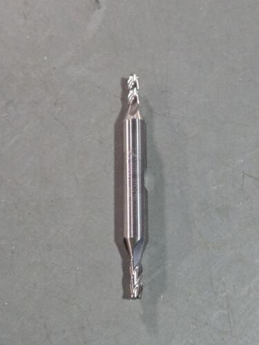 DESCRIPTION: (2) CARBIDE DE SQ END MILLS BRAND/MODEL: FULLERTON 32493 SIZE: 3/16" RETAIL$: $124.78 QTY: 2