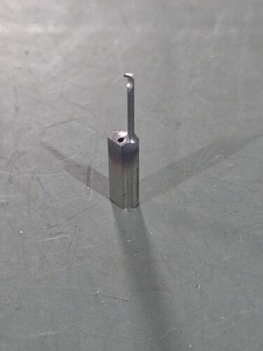 DESCRIPTION: (12) MICRO BORING BARS BRAND/MODEL: PH HORN R105.1023.6.5 TH35 SIZE: 0.005906" MAX DEPTH RETAIL$: $125.60 QTY: 12