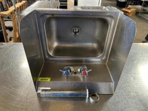 DESCRIPTION 15" X 17" WALL MOUNTED STAINLESS HAND SINK. ADDITIONAL INFORMATION W/ SIDE SPLASHES SIZE 17" X 15" LOCATION BAY 6 QTY 1