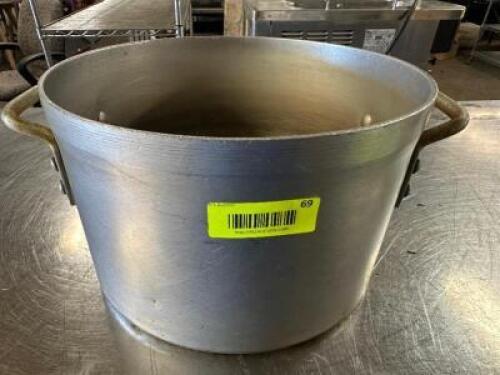 DESCRIPTION WINCO 34 QT ALUMINUM STOCK POT BRAND / MODEL: WINCO AXAP-14 LOCATION BAY 6 QTY 1