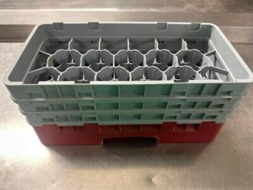 DESCRIPTION (5) GREY PLASTIC SILVERWARE CADDYS THIS LOT IS: SOLD BY THE PIECE LOCATION BAY 6 QTY 2