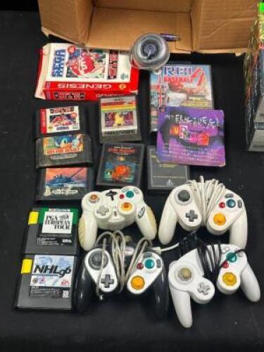 LARGE COLLECTION OF VINTAGE GAMES AND CONTROLLERS
