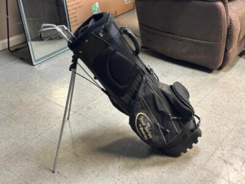 TOUR SERIES STAND BAG WITH ASSORTED IRONS