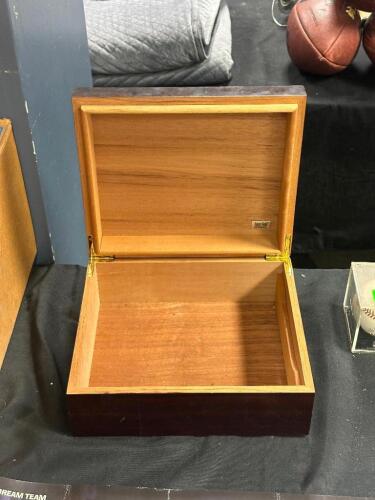 DESKTOP CIGAR BOX / HUMIDOR