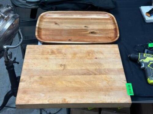 (2) - PC. THICK CUTTING BOARD AND WOOD TRAY SET